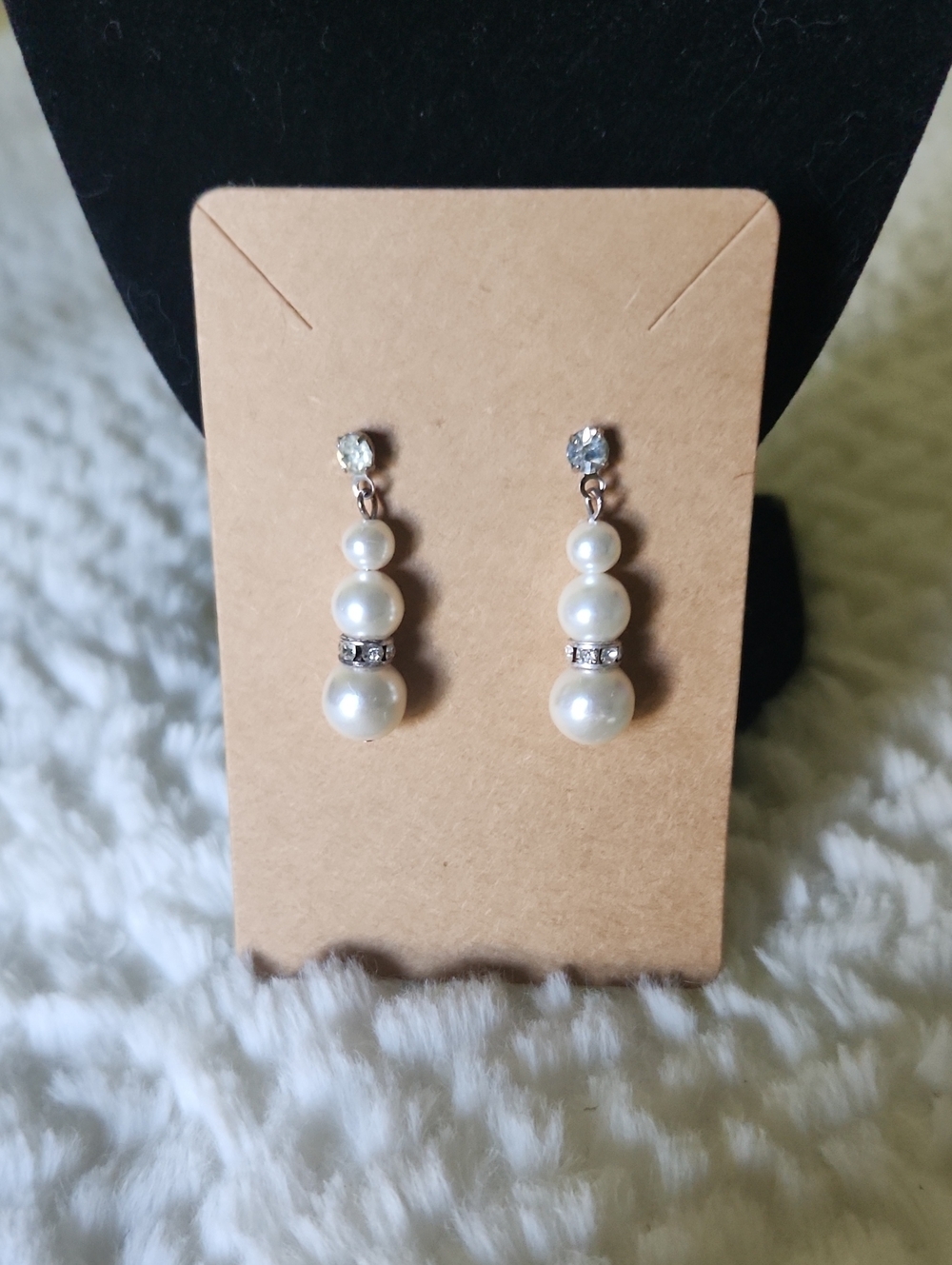 Pearl Drop Dangle Earrings - White Pearls